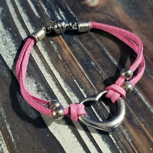 Antique Silver Dusty Pink Vegan Suede  Heart Magnetic Clasp Bracelet